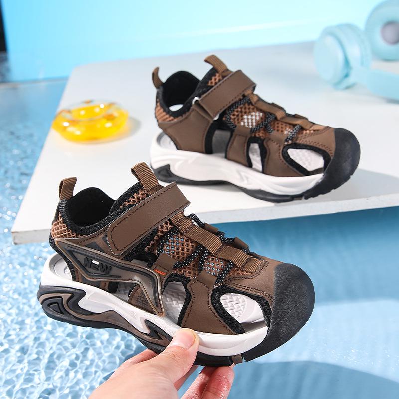 Boys' Lightweight Closed-Toe Water-Resistant Sandals - Non-Slip Outdoor Sports Beach Shoes (2026 Summer Style)
