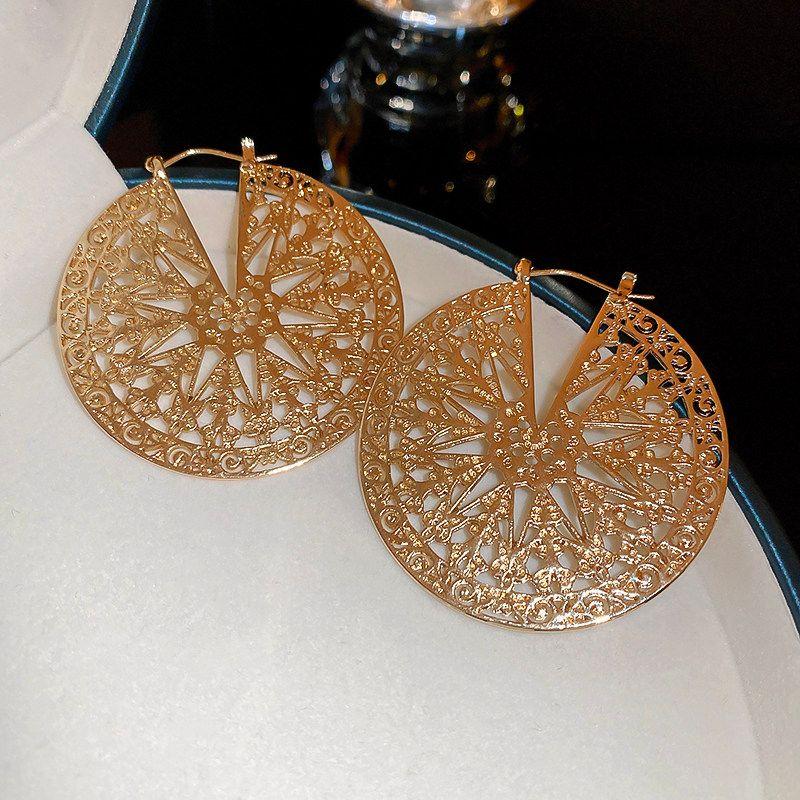 Niche Style Golden Medieval Stylish Unique Female Earrings Gold