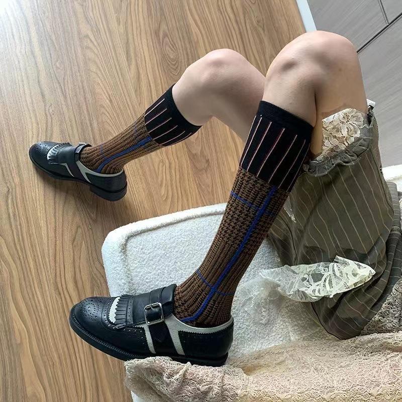 Herbst- und Wintersocken für Waden, Damen Retro und High-Intelligence Stil, Farblich abgesetzte feine Karomuster Kniestrümpfe