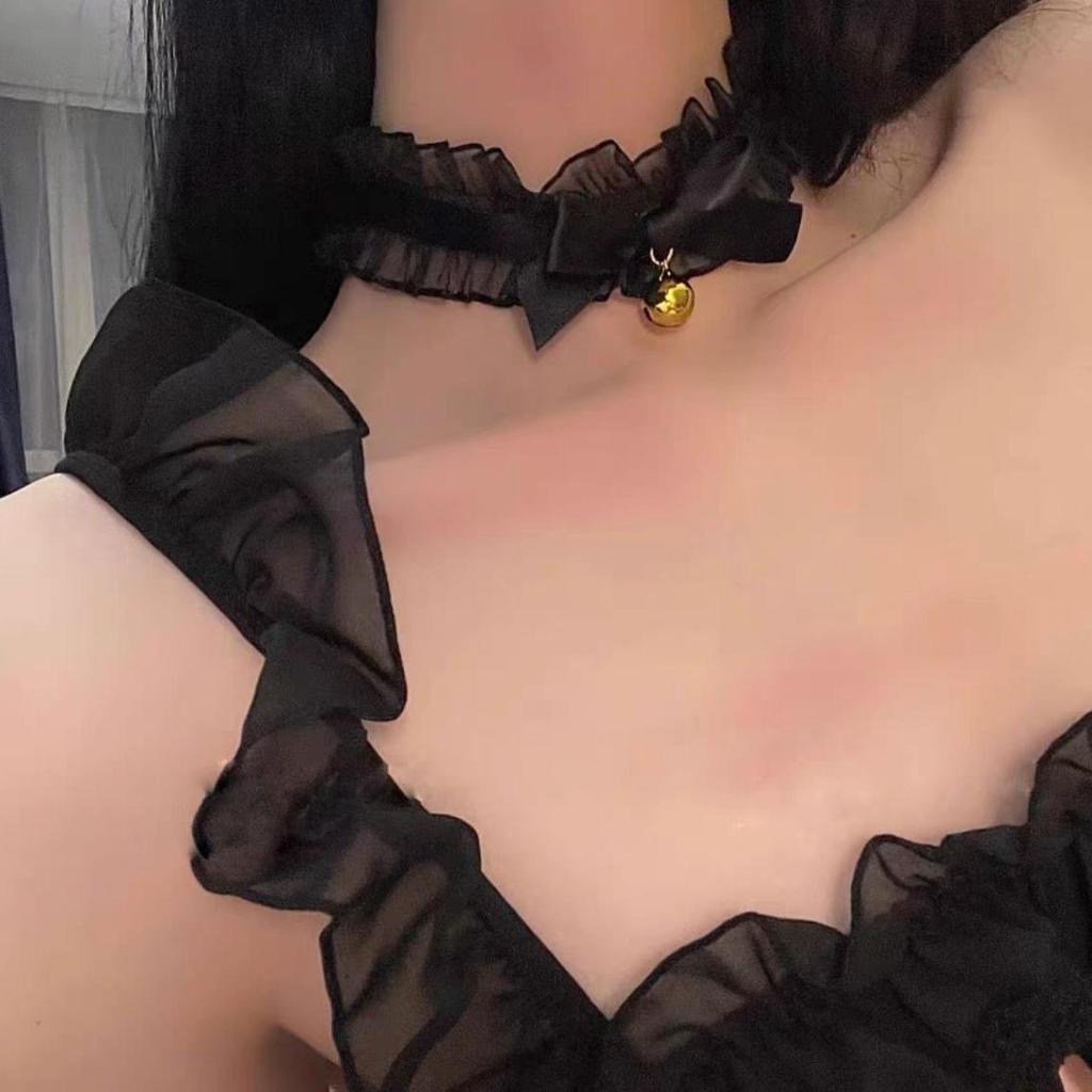 Lace Jingle Bell Choker Necklace: Catgirl Maid Christmas Accessory for Women