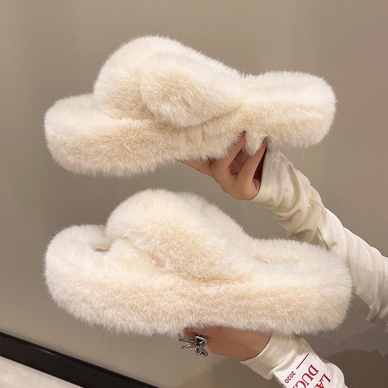 2025 autumn and winter new Internet celebrity high-end plush slippers women wear home thick bottom large size cross cotton slippers