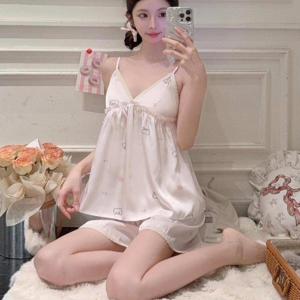 Summer new sweet pure lace floral suspender shorts pajamas ins girl cute loungewear with chest pad