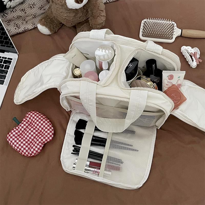 Women's 2025 Large Capacity Travel Cosmetic Organizer Bag