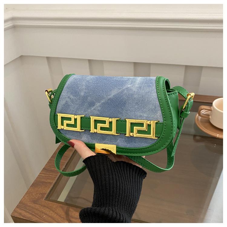 

Niche texture saddle bag women s bag 2025 new trend styling bag foreign style shoulder underarm women s bag зелёный