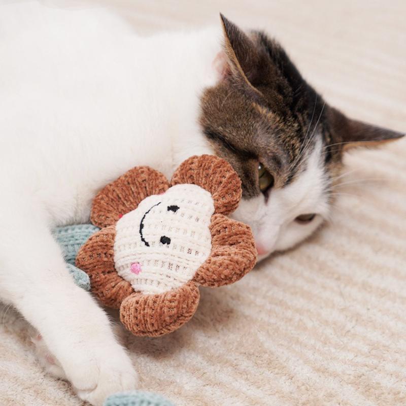 Catnip Cat Plush Toy Soft Bite‑resistant Cat Chew Toys Cute Animal Shape Interactive Self‑play Relief Stress Teething Toy Pet Supplies