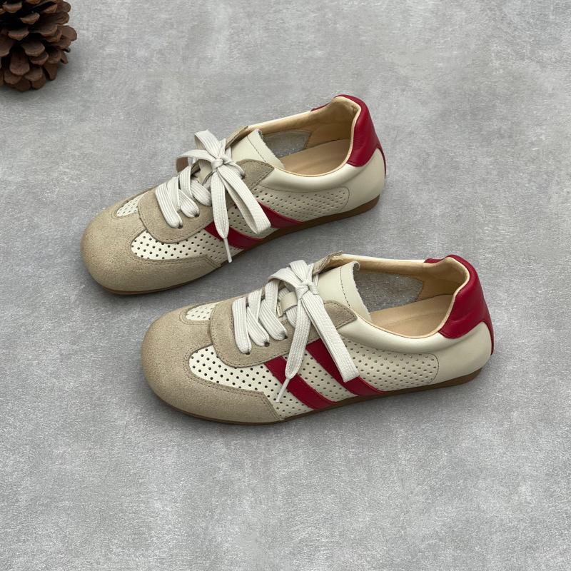 Openwork Casual Round-toe Flat Soft Leather Soft-soled Breathable Sandals for Women, Single-piece Shoes.