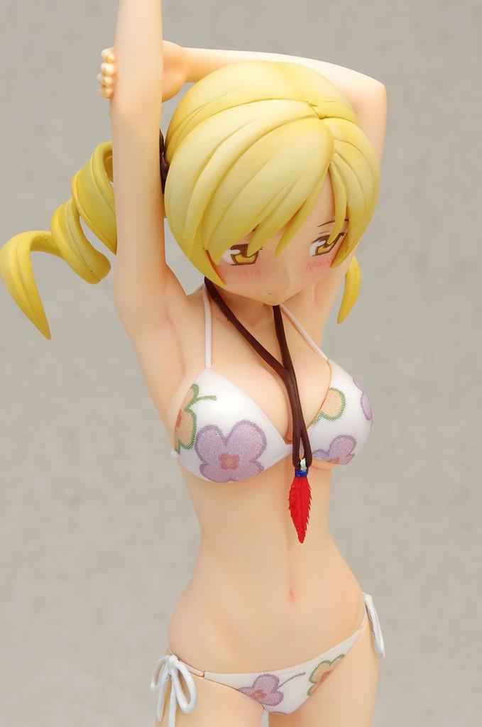 Puella Magi Madoka Magica Mami Tomoe [Swimsuit Ver.] (1/8 Scale, Pre-painted PVC Figure)