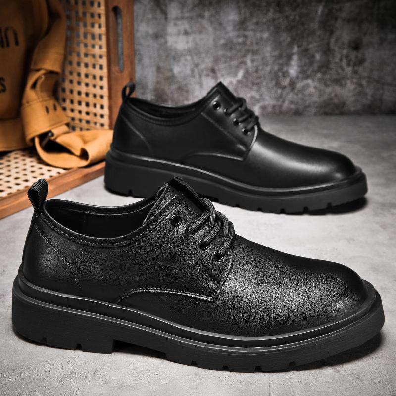 2024 New Casual Leather Shoes for Men British Lace-up Oxford Shoes Antiskid Classic Business Dress Outdoor Flat Designer Shoes