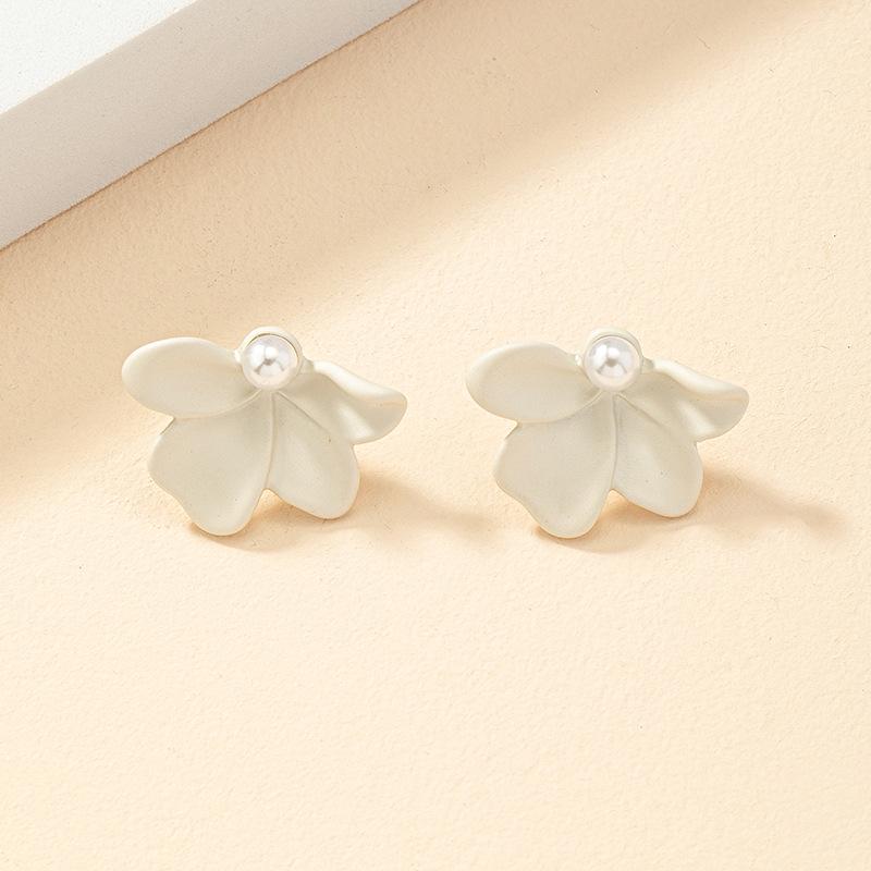 Japanese & Korean Mori Style Flower Pearl Stud Earrings for Women - Trendy, Simple Fashion, Street Style