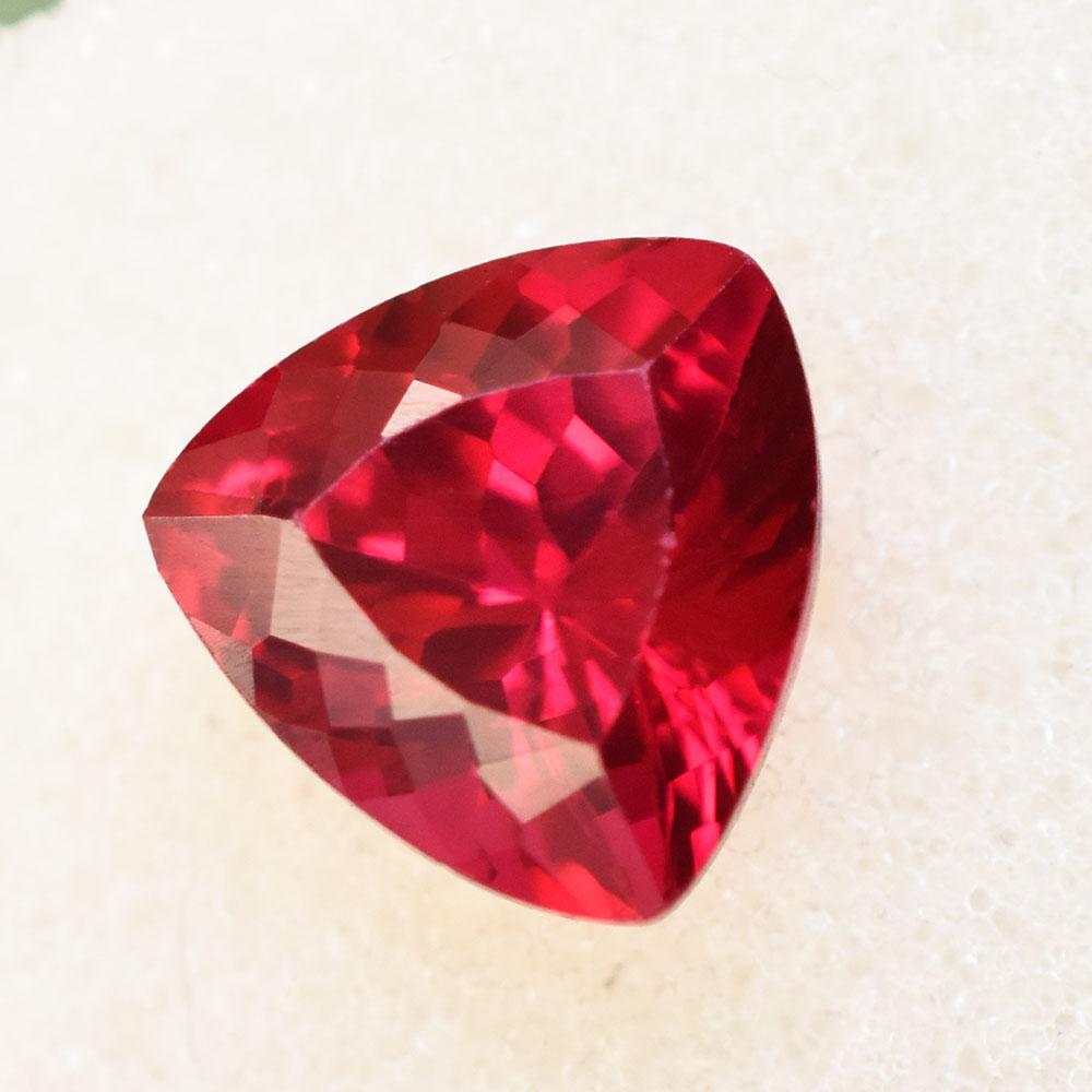 5 Ct BEAUTIFUL Trillion Shape Natural Red Ruby Loose Gemstone