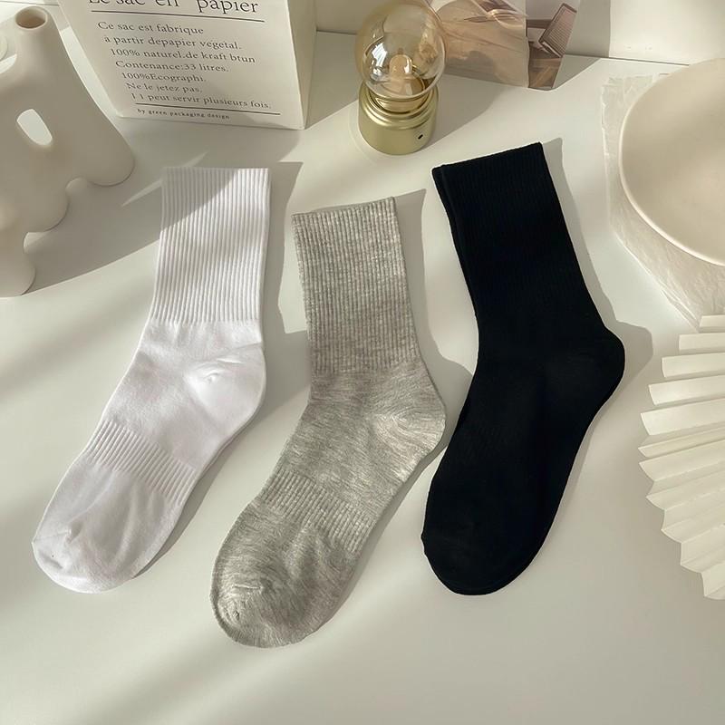 Women's Mid-Calf Cotton Sports Socks: Breathable, Sweat-Absorbent, Non-Slip, Waist-Tightening - Perfect for Spring and Autumn