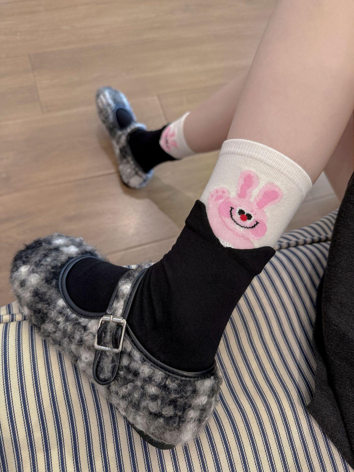 

Cartoon Animal Peek-A-Boo Medium Socks Trendy Socks Color Blocking Cute Puppy Penguin Stockings One size fits all чорний