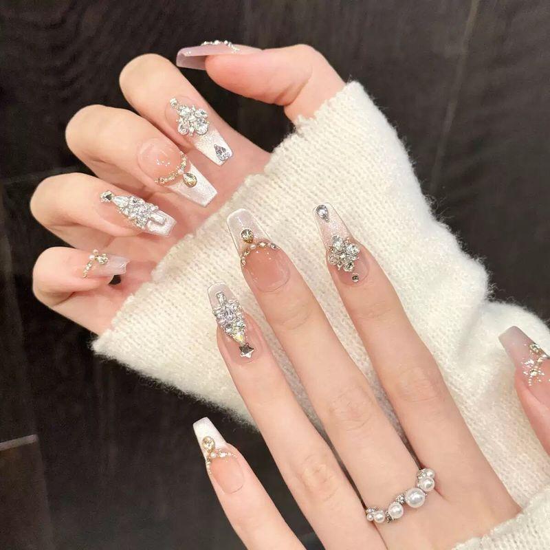 Handmade Wearable Nails with a High-End Feel, Cat-Eye Nail Art, Versatile and Luxurious, Travel-Friendly, Brightening Effect, Handmade Nail Art