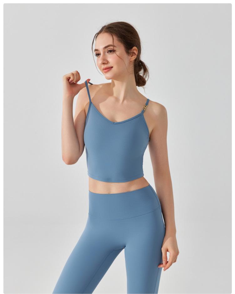 Nude Feeling Antibacterial One-Piece Sports Bra with Beautiful Back Design