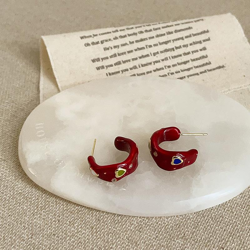 Red Oil Drip Colored Diamond Love Stud Earrings Women'S Unique Design Sense Personality Exquisite Light Luxury Elegant Versatile Earrings