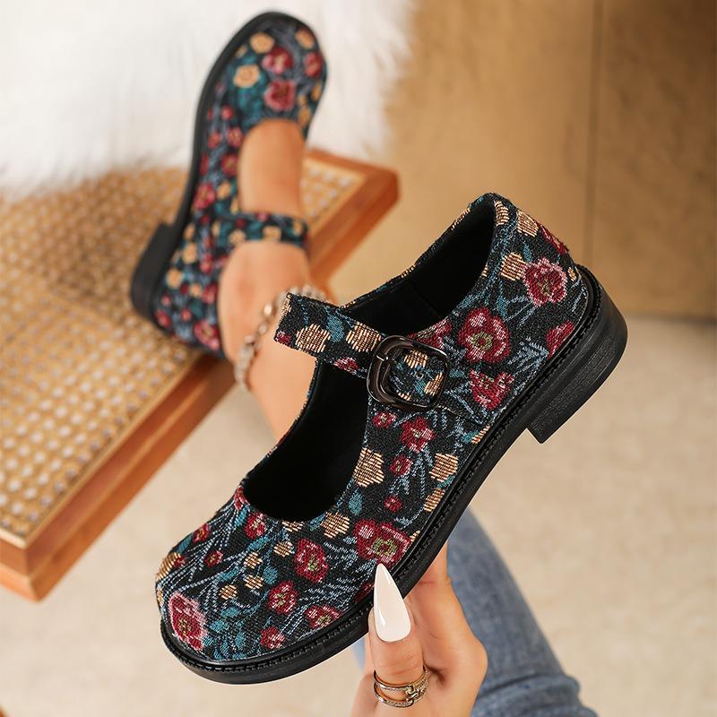 Small Leather Shoes Women's Spring and Autumn Literary Embroidery Floral Fabric Mary Jane Single Shoes Princess Shoes Low Heel Retro Style