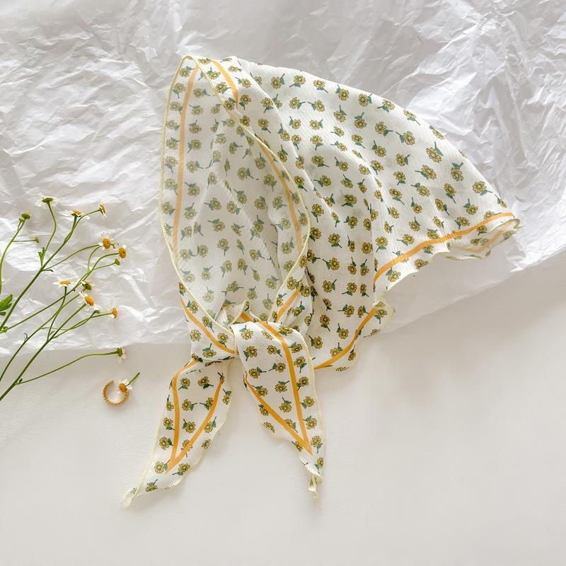 Small Floral French Countryside Style Triangular Headscarf Versatile Women In Summer Sweet Fresh Silk Scarf Internet Famous Photo
