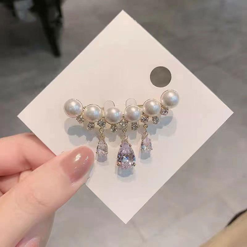 2025 Elegant Deer Brooch with Cat's Eye Rhinestone for Suit or Clothing Accessory