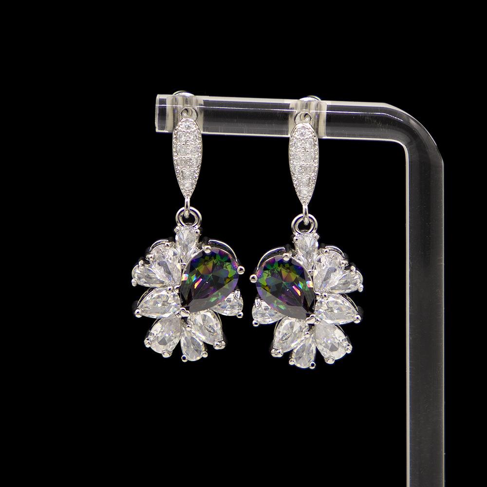 Wassertropfen Blume Zirkon Ohrringe Hohe Qualität und Modische Feenohrringe mit einem Hauch von Luxus