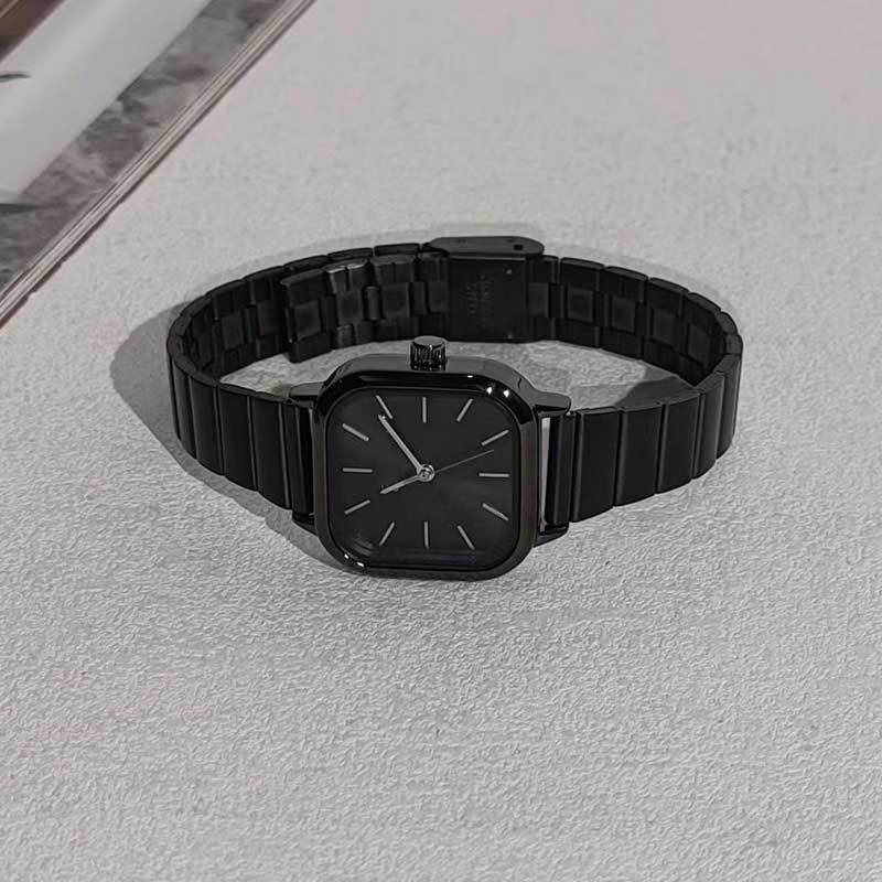 Hochwertige Uhr Weiblich High-School-Schüler Nische Leichter Luxus Quadratisch Einfach Französisches Temperament Stil Bambus-Stahlband Damen Uhr