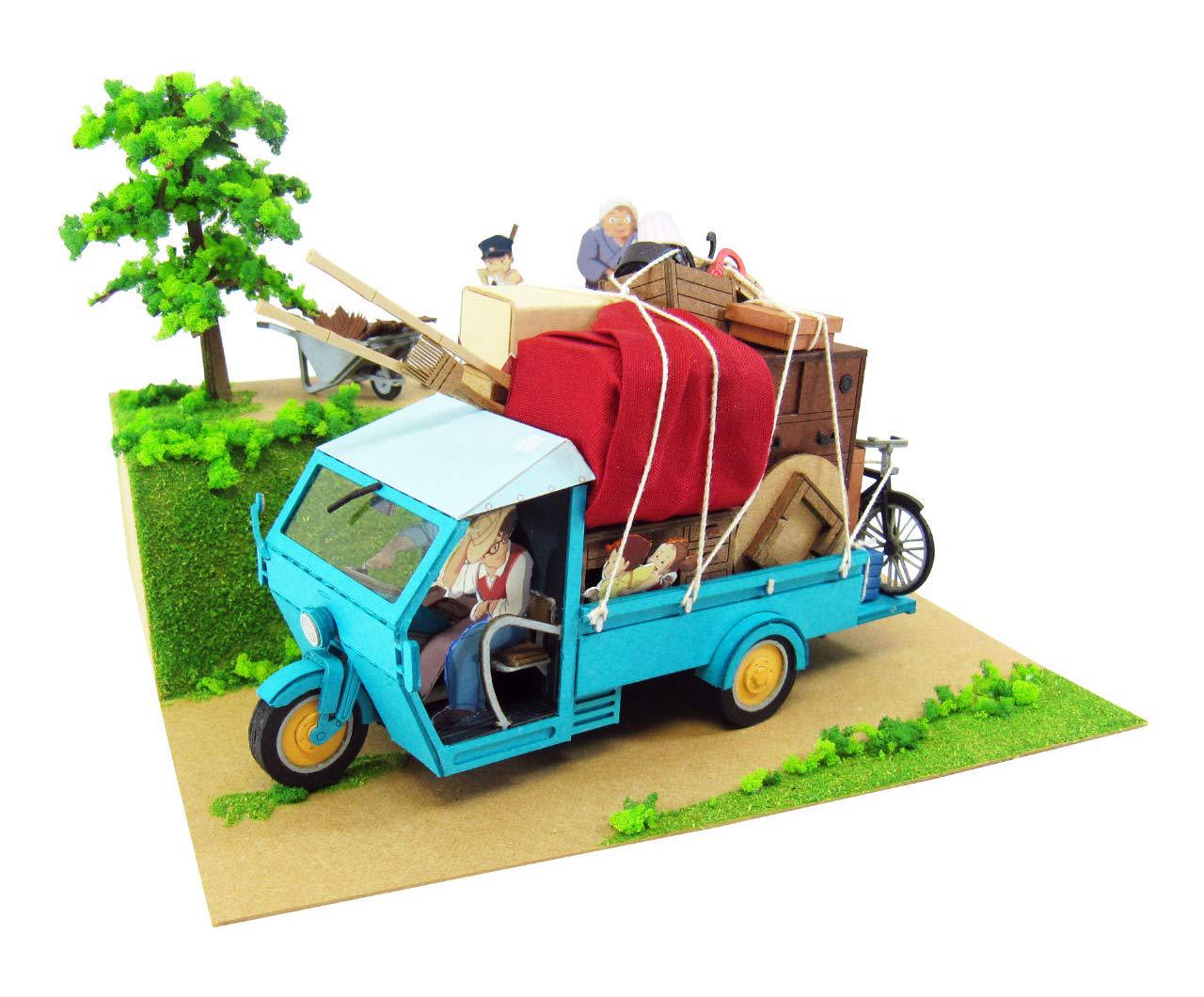 

Sankei Miniature Art Kit Studio Ghibli My Neighbor The Kusakabe Family Moving Scale Paper Series Totoro House, 1/48 Craft, MK07-14