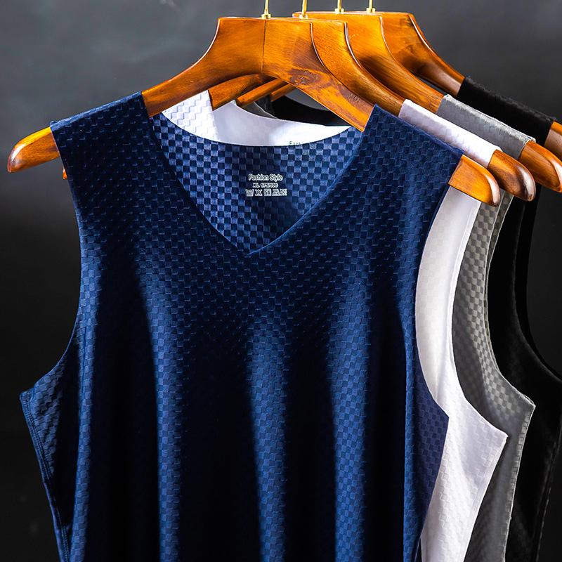 Men's Plaid Ice Silk Sleeveless Quick-Dry Tank Top - Breathable, Seamless Sports Fitness Undershirt for Summer.
