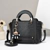 Elegant Handbag Versatile Zippered Ladies Shopping Tote Bags with Adjustable Strap Women Bags Solid Color Ladies Crossbody Bags