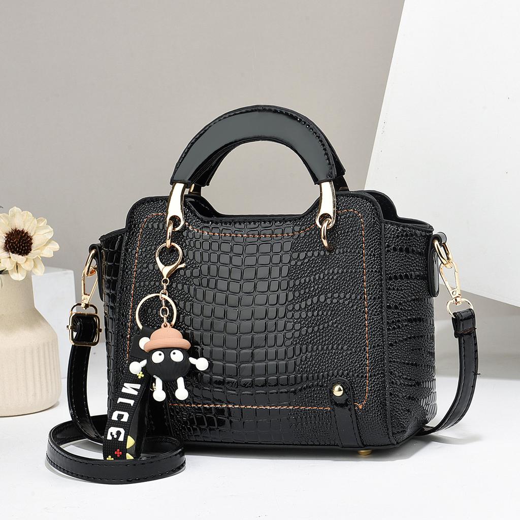 Elegant Handbag Versatile Zippered Ladies Shopping Tote Bags with Adjustable Strap Women Bags Solid Color Ladies Crossbody Bags