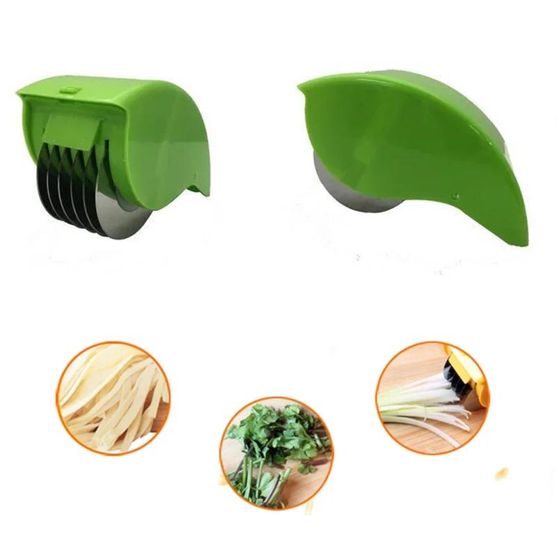 Multifunction Rolling Cutter Scallion Ginger Garlic Cutting Knife Vegetable Slicer Chopper Pizza Wheel Knife Kitchen Tool