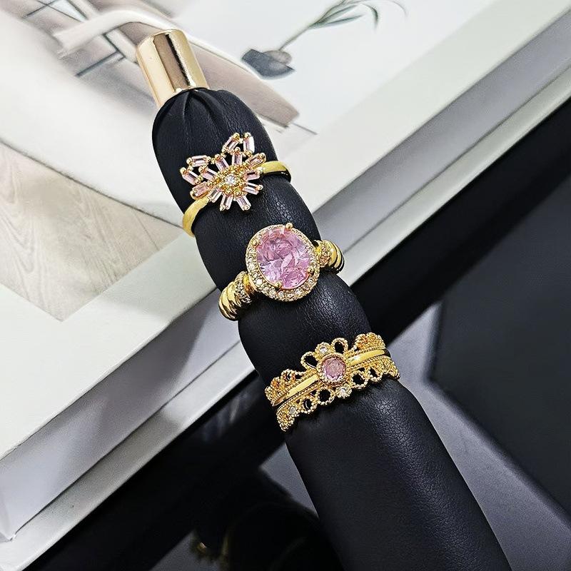 French Retro Temperament Pink Diamond Port Style Open Ring Female Cold Wind Niche High-End Feeling Stacked Index Finger Ring