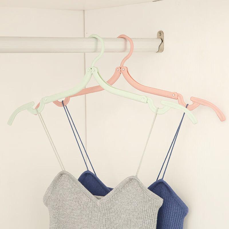 OLOMM Foldable Travel Clothes Hanger