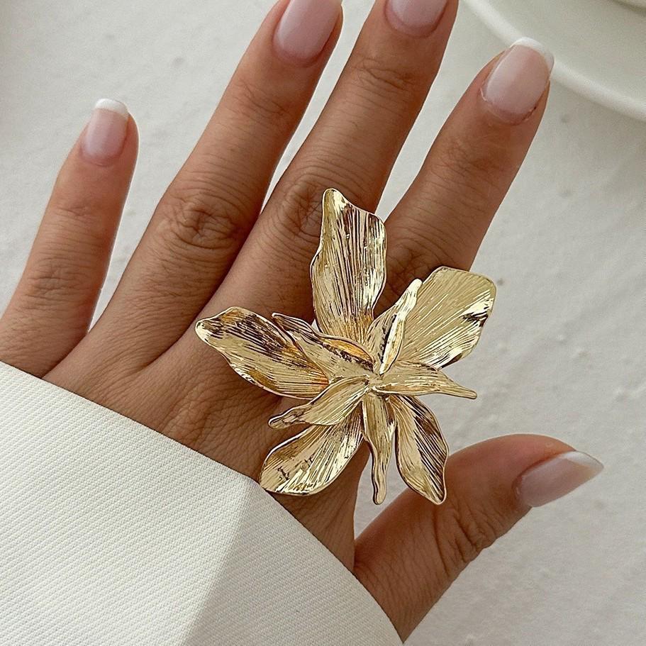 European & American Metal Texture Ring Set: Smooth, Exaggerated Geometric Open Rings for Women