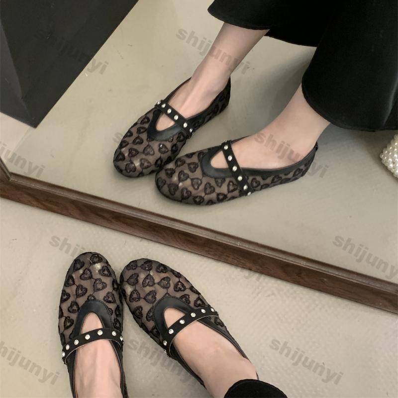 Fashion Women Shoes 2025 Summer New Mesh Breathable Metal Decoration Flat Shoes Comfortable Soft Sole Round Toe Fashion Mary Jane Shoes