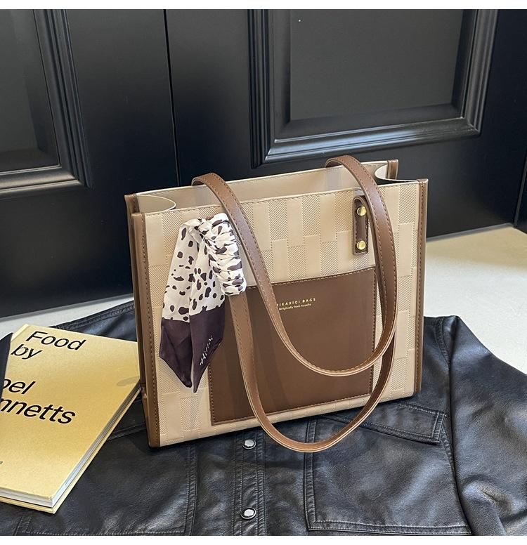 

Large-capacity textured big bag women s 2024 new foreign-style high-end autumn shoulder bag versatile tote bag