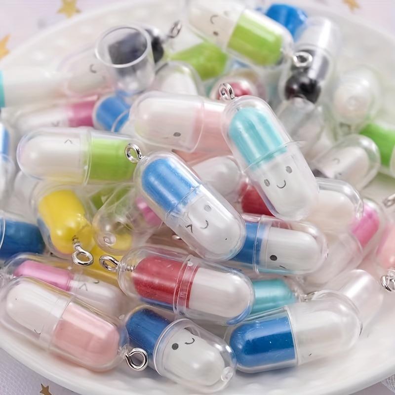10Pcs Random Mix 3D Cute Fun Smiling Face Capsule Pill Shaped Charm Pendants Jewelry Making Diy Bracelet Key Chain Accessories