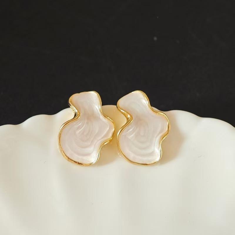 Chic Abstract Cloud White Stud Earrings for Women Trendy Casual Accessory