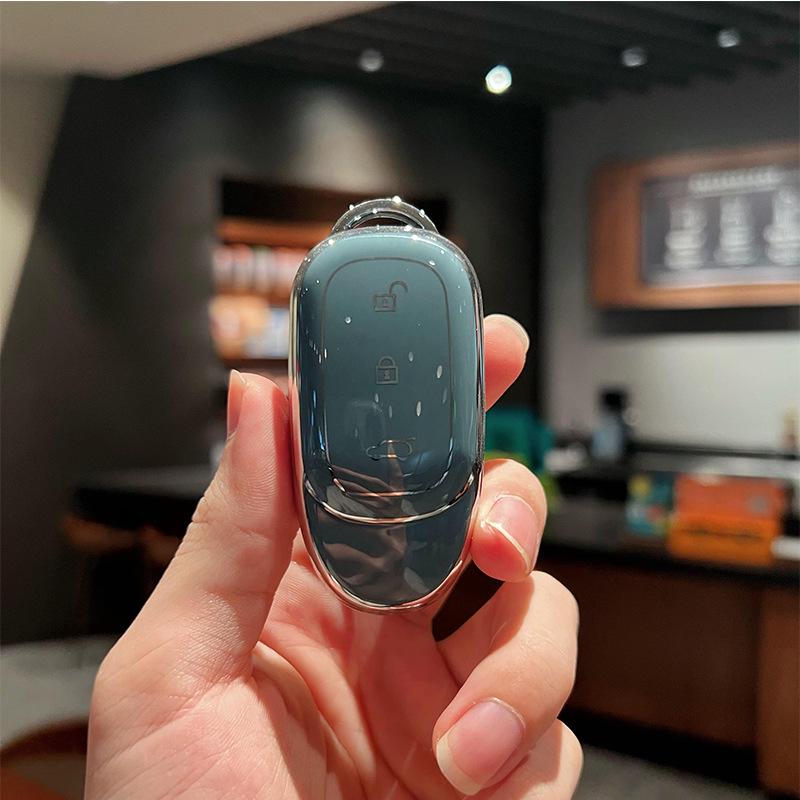 

Ideal ONE 2021 Car Key Cover: High-End TPU Protective Shell for Women