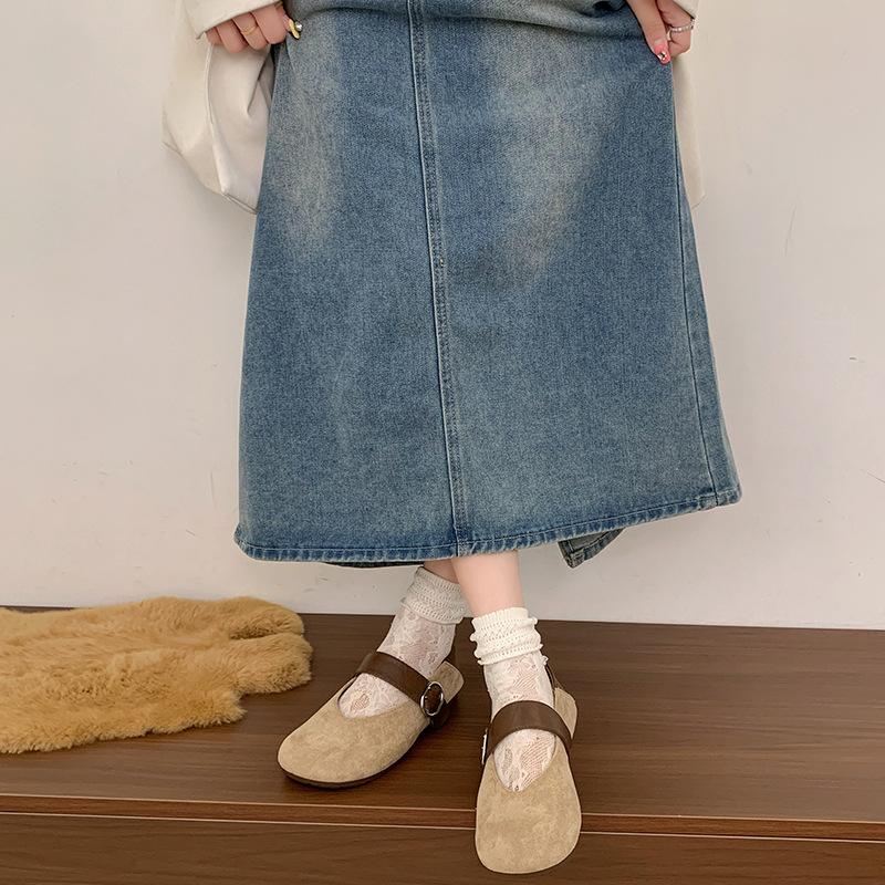 Wersja koreańska zamszowe czółenka z okrągłym noskiem damskie 2025 nowa jesień retro panterka modne Mary Jane małe skórzane buty