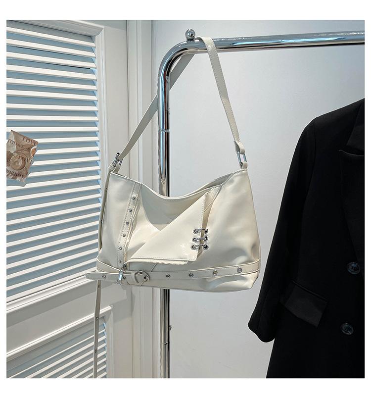 

Versatile bag gold tote style fashion new metal messenger bag metal ring portable ring punk белый