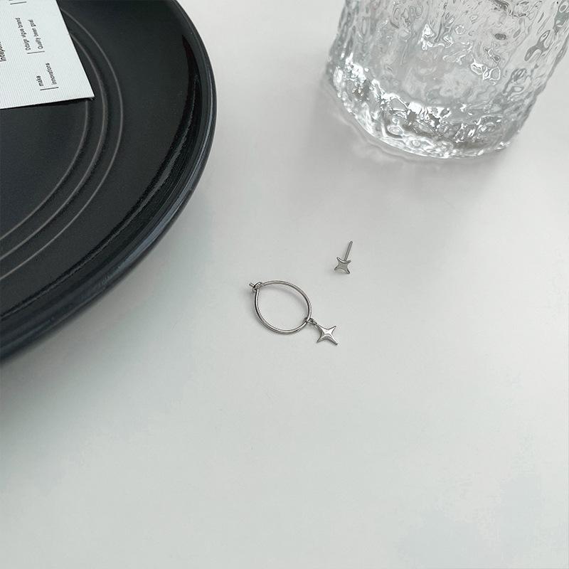 

Asymmetrical tetragonal star earrings, simple stud earrings 925 sterling silver temperament Korean ins style girl niche personalized jewelry 925 silver