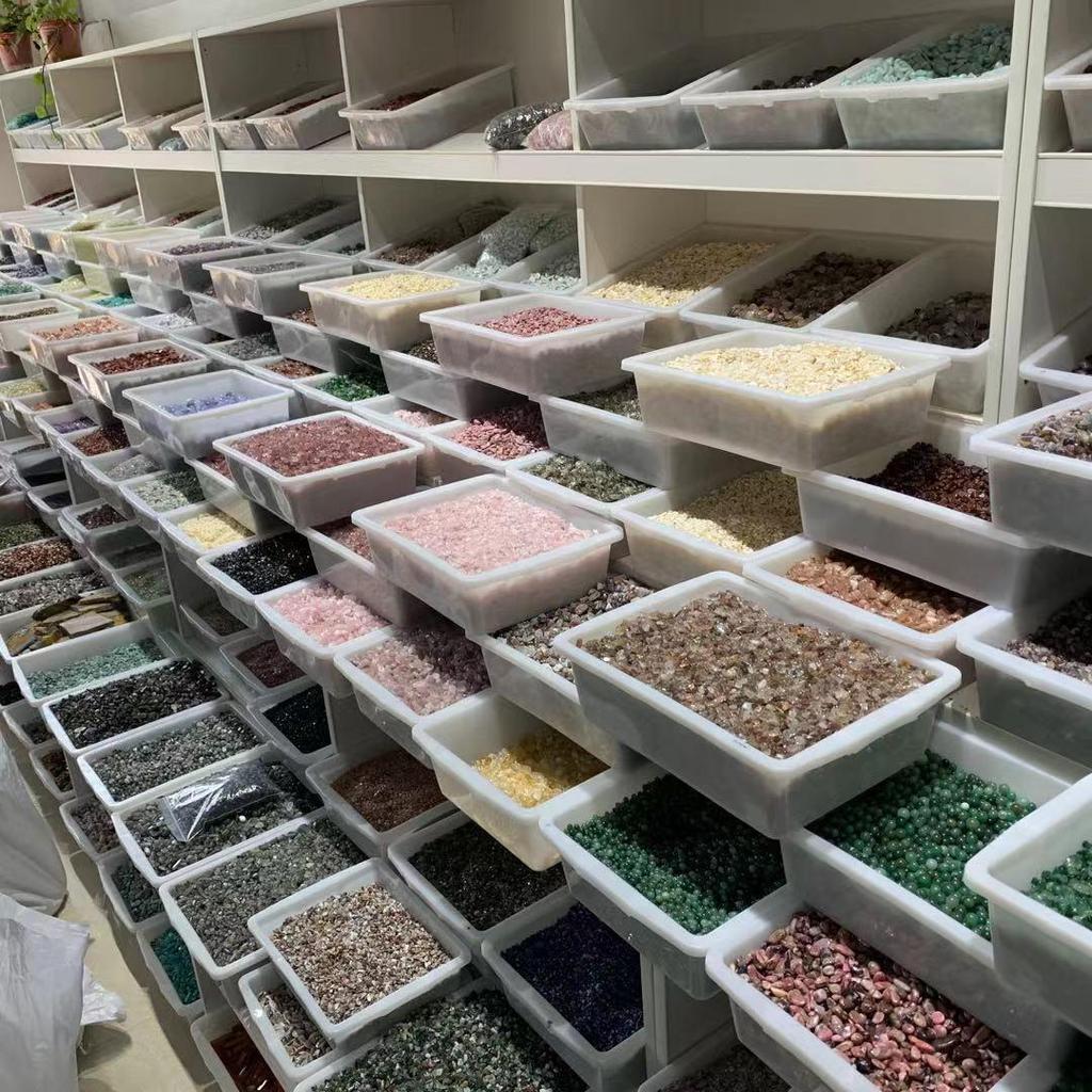 Polished Donghai Crystal Raw Stones: White, Pink, Purple, Yellow, Green Aventurine for Fish Tanks and Demagnetizing.