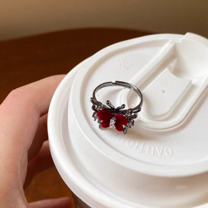 Ma Jin Caixin Retro Red Ring Collection Light Luxury Fashion Versatile Daily Stacking Open Ring