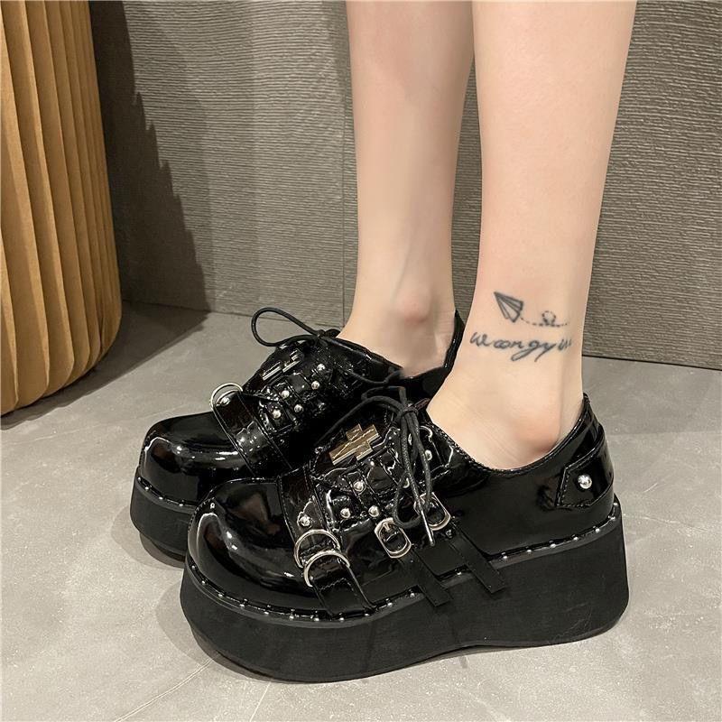 Platform-soled loafers, muffin-soled single shoes 2025 spring and summer new retro British style niche design small leather shoes women