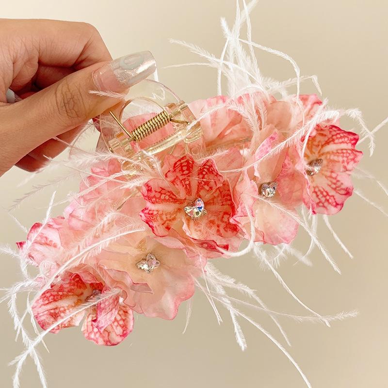 

Super Immortal Feather Flower Grab Clip Large High End Internet Celebrity Versatile Hairpin Female New Style Back Of Head Disc Hair Shark