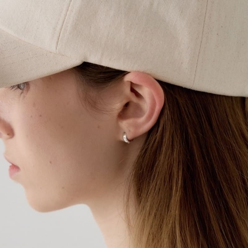 Aphrose Pure Volume One-touch Earrings