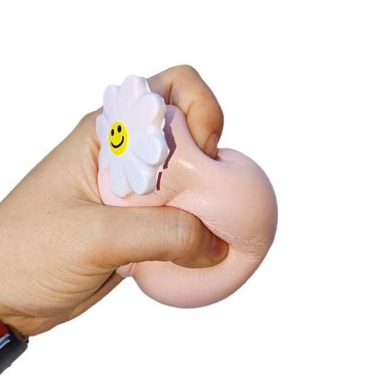 Slow-Rising Butt Peach Squeeze Toy with Smile Flower Soft PU Fidget