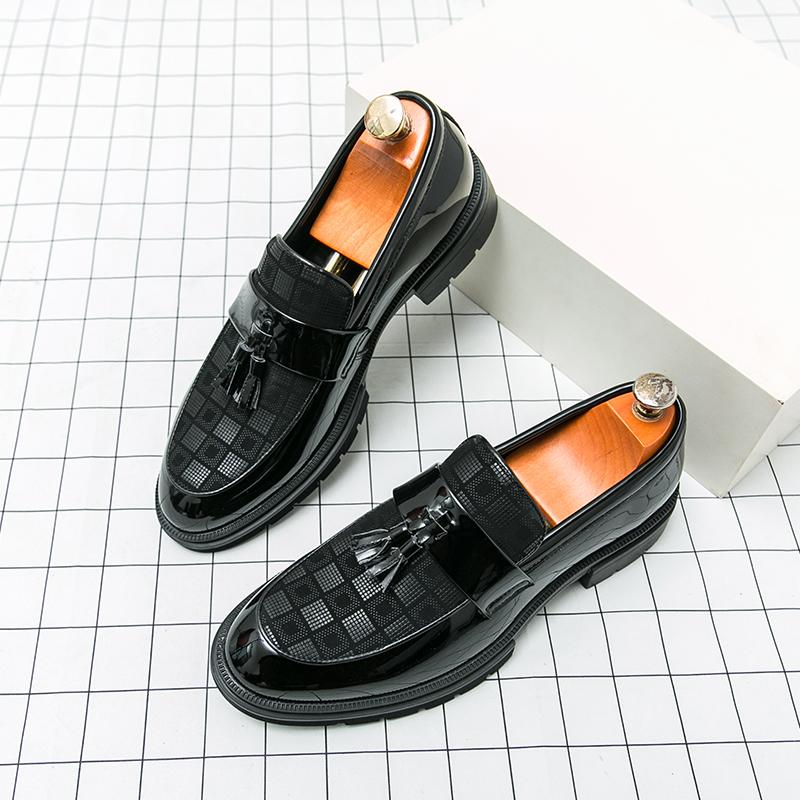Fashion Brand Men's Thick Bottom Tassel Design Loafers Checkered Business Casual Shoes Formal Comfortable Groom's Wedding Shoes