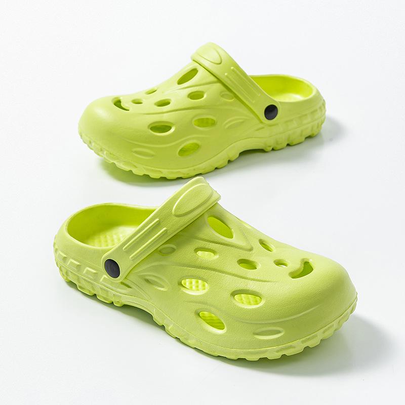 Dámské plážové sandály s tlustou podrážkou z EVA, s protiskluzovým povrchem a embosovanou texturou