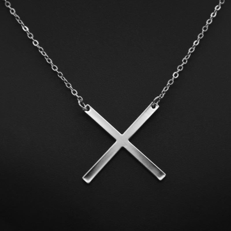 Kvinne 26 engelske bokstaver Ornament Ripple Chain Personlig brevkjede