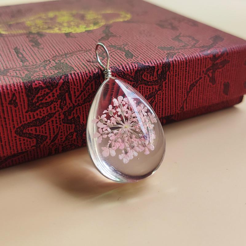 "European and American Bestseller: Dried Flower Pendant with Crystal, Tree of Life Water Drop Necklace."